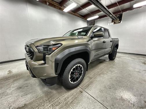 2024 Toyota Tacoma Hybrid TRD Off Road