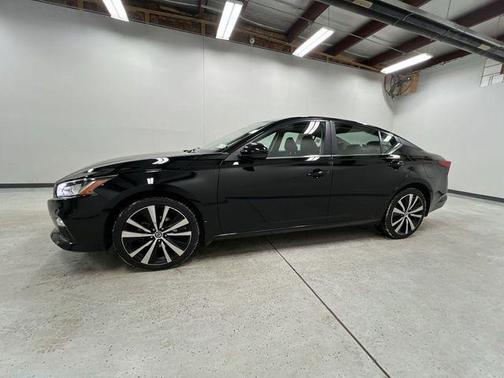 2021 Nissan Altima SR Intelligent AWD