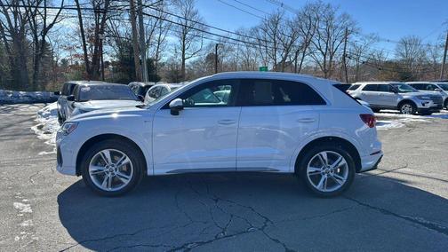 2019 Audi Q3 2.0T S line Prestige