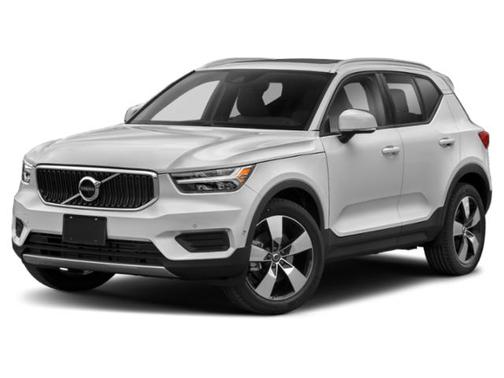 WHITE 2019 Volvo XC40 T5 Momentum