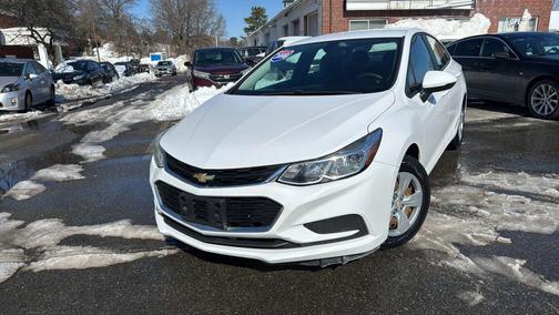 2018 Chevrolet Cruze LS