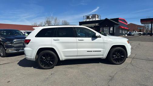 2020 Jeep Grand Cherokee Altitude