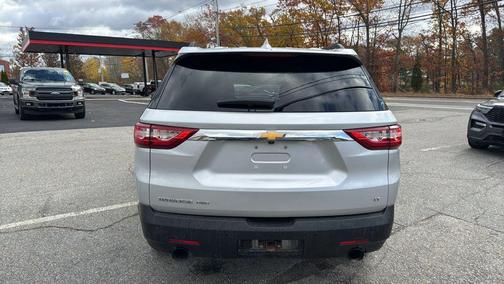 2021 Chevrolet Traverse LT Cloth