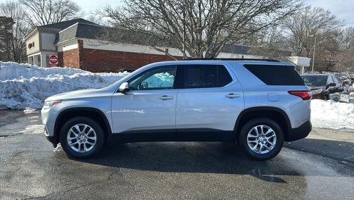 2021 Chevrolet Traverse LT Cloth
