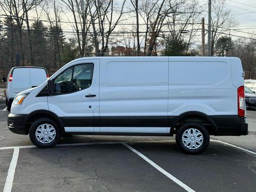 2021 Ford Transit-250 Base