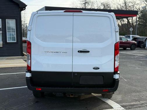 2021 Ford Transit-250 Base