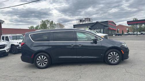 GRAY 2021 Chrysler Pacifica Hybrid Touring L