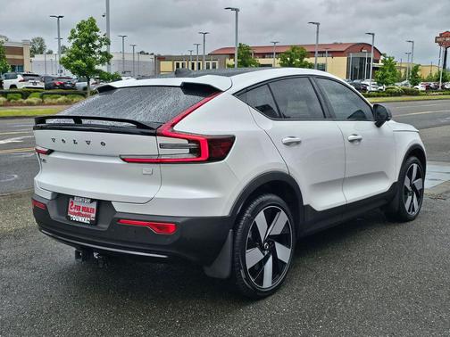 Crystal White Metallic 2023 Volvo C40 Recharge Pure Electric Twin Ultimate