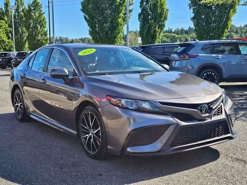 Predawn Gray Mica 2024 Toyota Camry SE