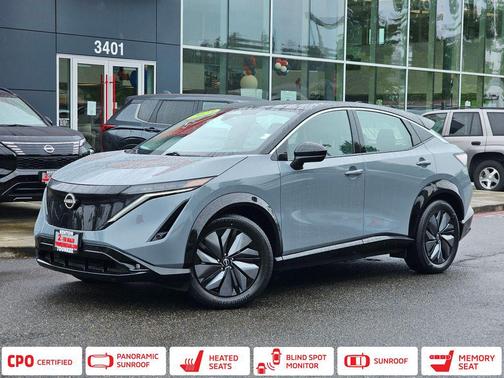 Boulder Gray Pearl/Black Diamond Pearl 2023 Nissan ARIYA EVOLVE+