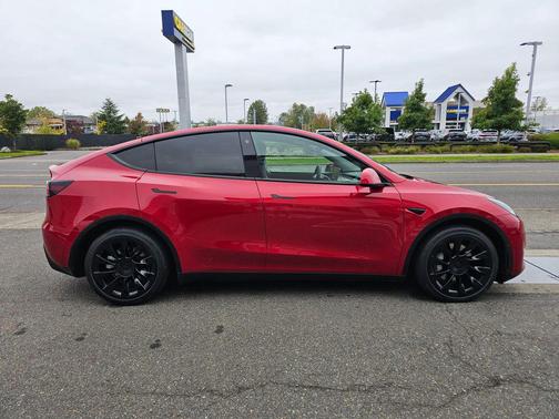 Red Multi-Coat 2021 Tesla Model Y Long Range Dual Motor All-Wheel Drive