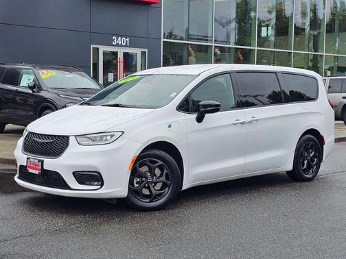Bright White Clearcoat 2024 Chrysler Pacifica Hybrid S Appearance Pkg
