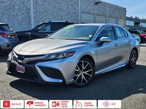 Celestial Silver Metallic 2024 Toyota Camry SE