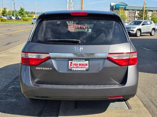 Black 2011 Honda Odyssey LX