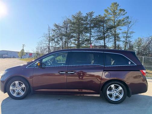 Dark Cherry Pearl 2012 Honda Odyssey Touring Elite