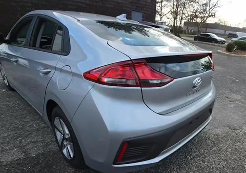 2021 Hyundai IONIQ Hybrid Blue