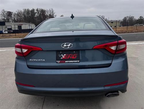 2016 Hyundai SONATA SE
