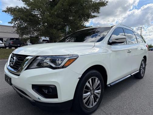 2020 Nissan Pathfinder SV 4WD
