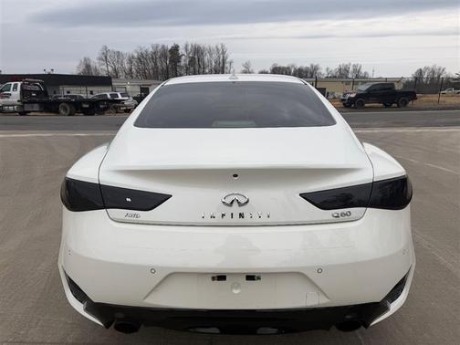 2017 INFINITI Q60 3.0T Premium