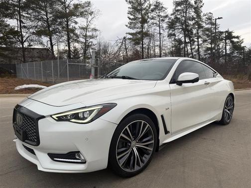 2017 INFINITI Q60 3.0T Premium