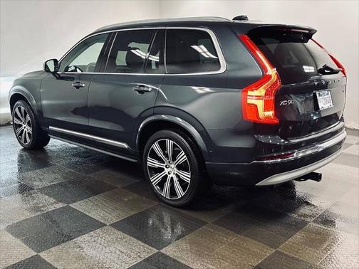 2022 Volvo XC90 T6 Inscription
