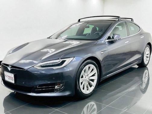 2020 Tesla Model S Long Range Plus