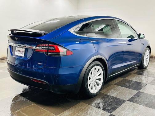 2018 Tesla Model X 75D