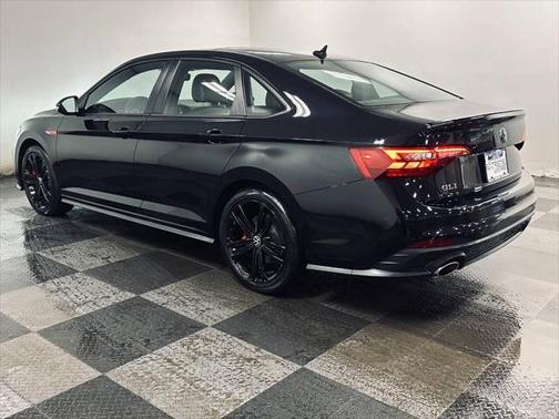 2022 Volkswagen Jetta GLI 2.0T Autobahn