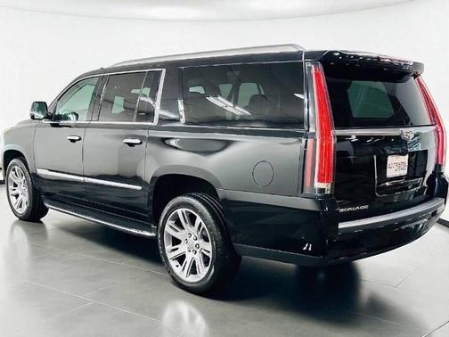 2020 Cadillac Escalade ESV Luxury