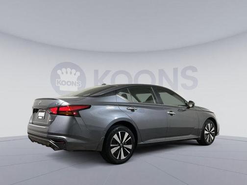2021 Nissan Altima 2.5 SV