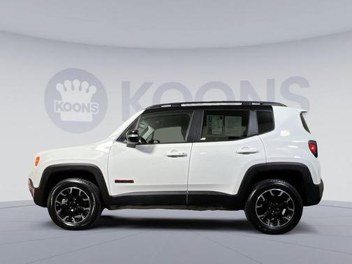 Alpine White Clearcoat 2023 Jeep Renegade Trailhawk