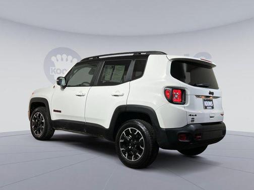 Alpine White Clearcoat 2023 Jeep Renegade Trailhawk