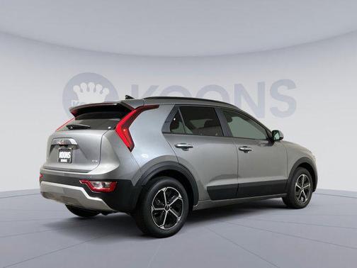 2025 Kia Niro EX