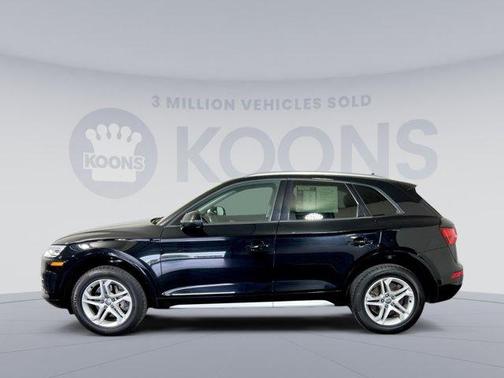 Photo 2 of 23 of 2018 Audi Q5 2.0T Premium