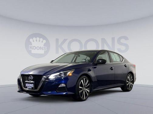 2022 Nissan Altima SR FWD