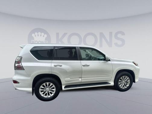 Starfire Pearl 2016 Lexus GX 460 Base