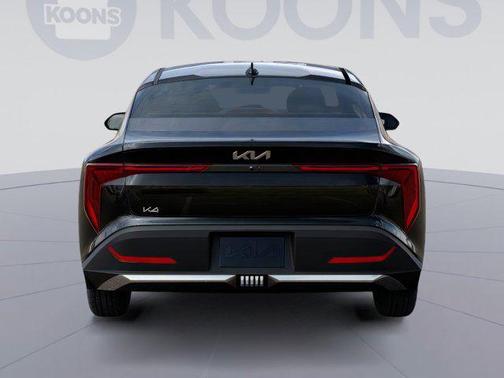 2025 Kia K4 LX