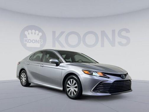 2022 Toyota Camry LE