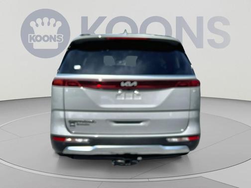 Ceramic Silver 2022 Kia Carnival SX