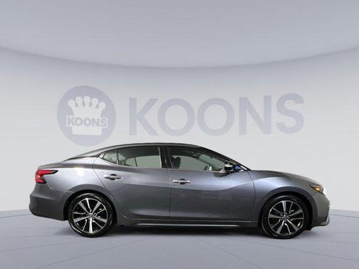 2023 Nissan Maxima SV