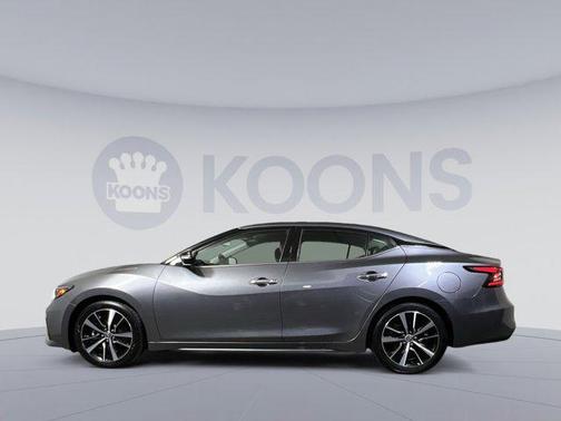 2023 Nissan Maxima SV