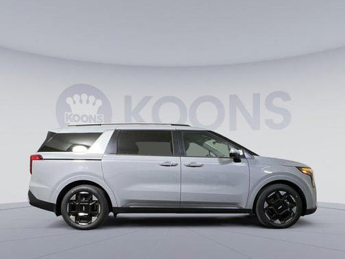 2025 Kia Carnival EX