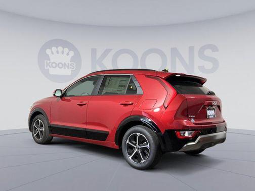 2025 Kia Niro SX