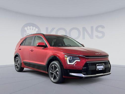 2025 Kia Niro SX