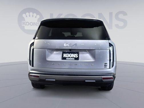 Ivory Silver 2027 Kia Telluride S