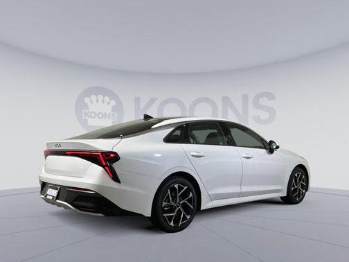 2025 Kia K5 EX