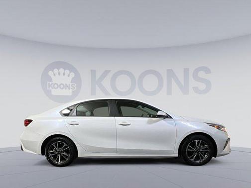 2022 Kia Forte LXS
