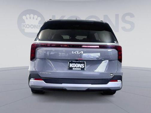 2026 Kia Carnival EX