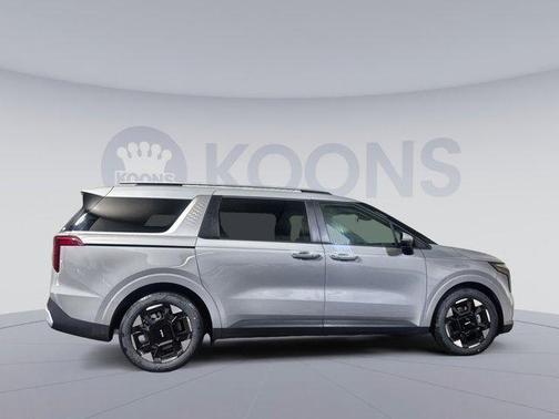 Ceramic Silver 2026 Kia Carnival EX