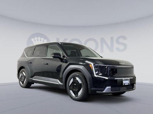 Ebony Black 2026 Kia EV9 Wind